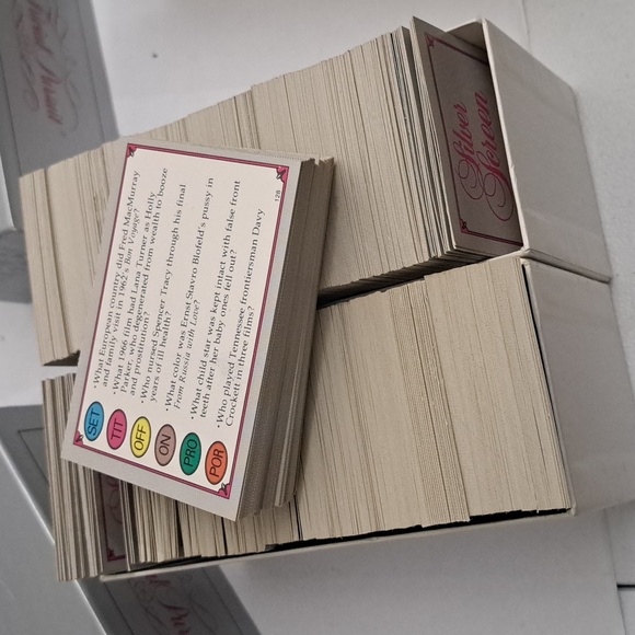 Trivial Pursuit Silver Screen Edition subsidiary card set - Picture 1 of 7